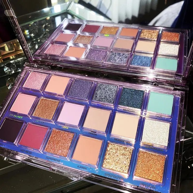Long-Lasting 18 Shade Waterproof Eyeshadow Palette - Fernglow